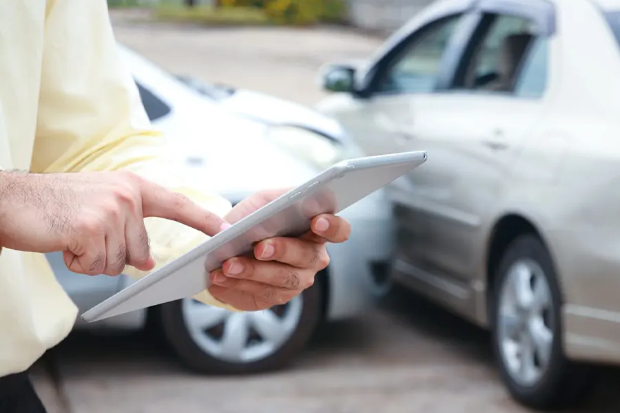 Dealing with Insurance Companies after an Auto Accident
